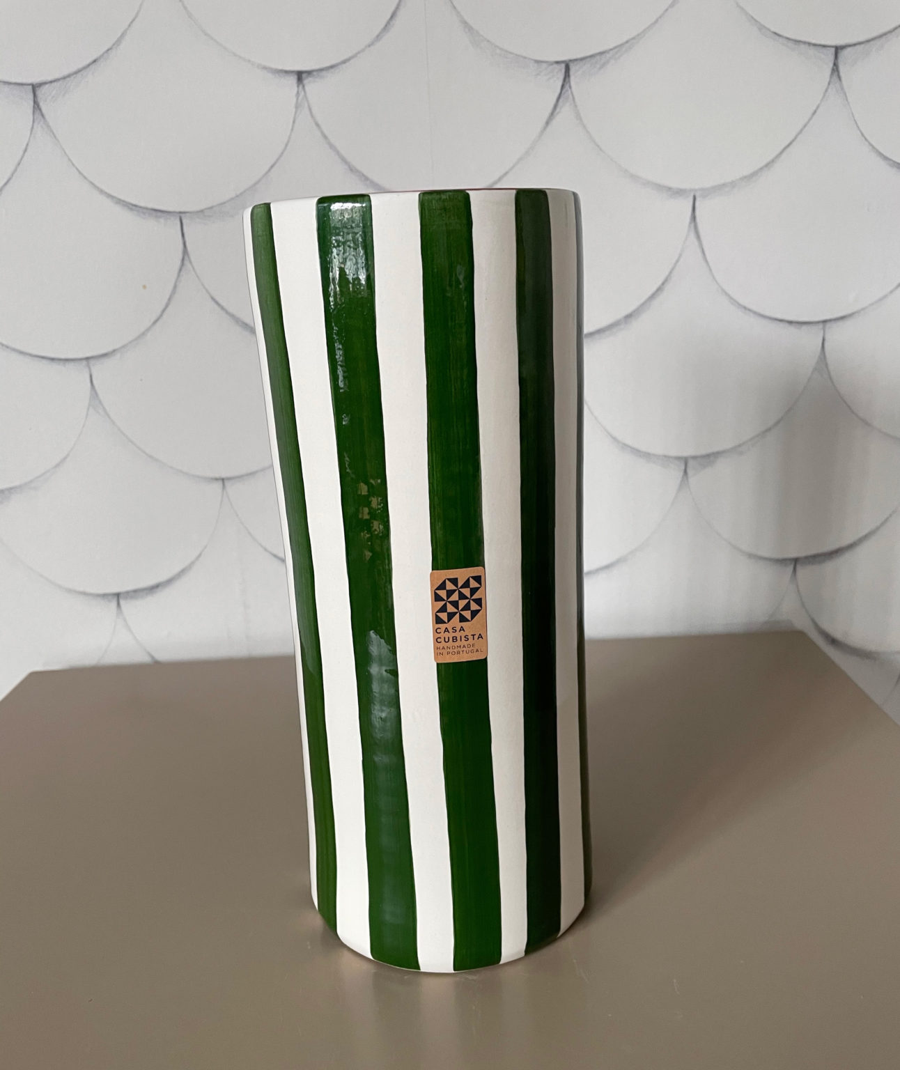 Vase rayé vert