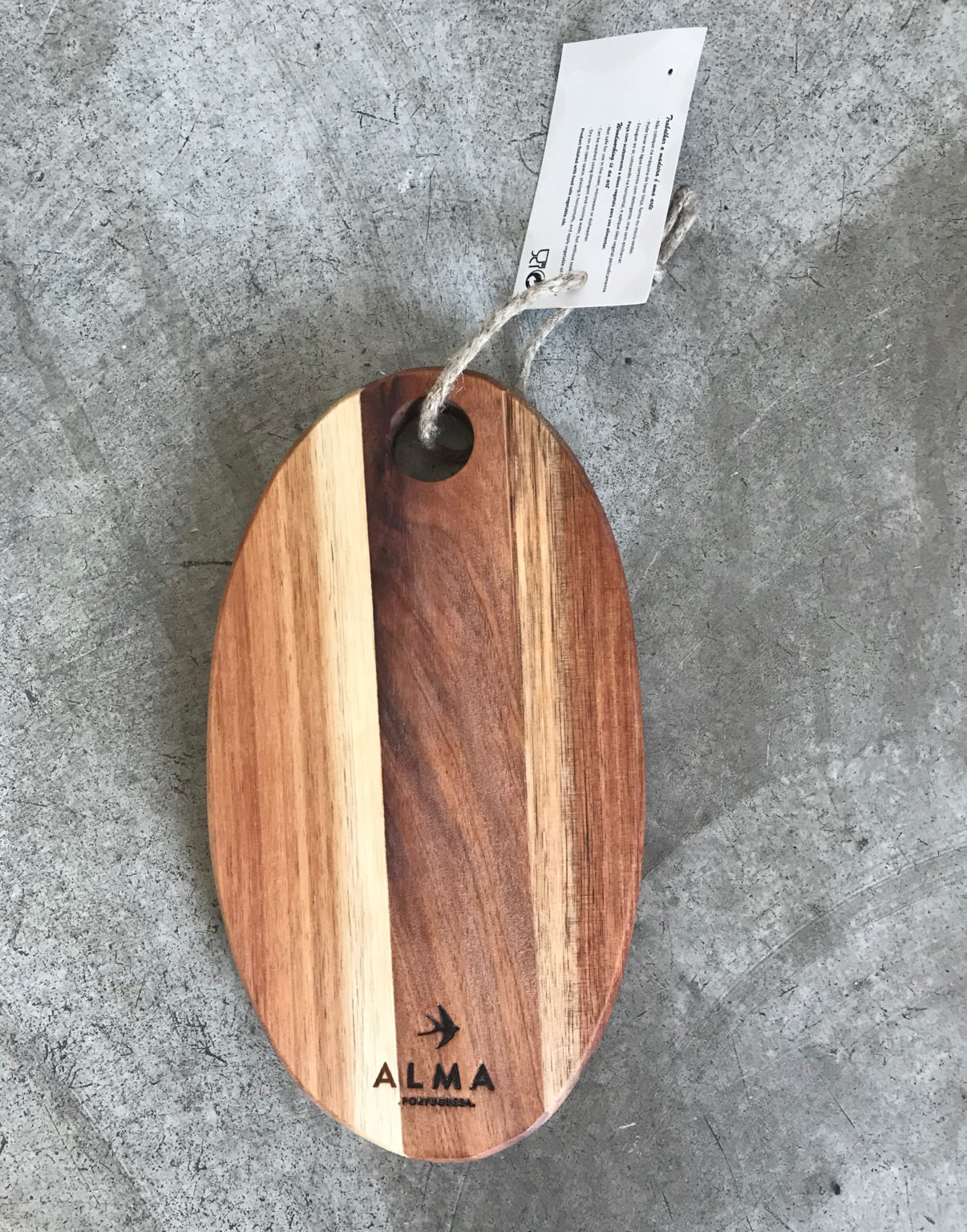 Petite planche en bois d’acacia