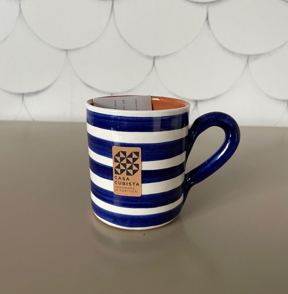 Mug rayé bleu horizontal